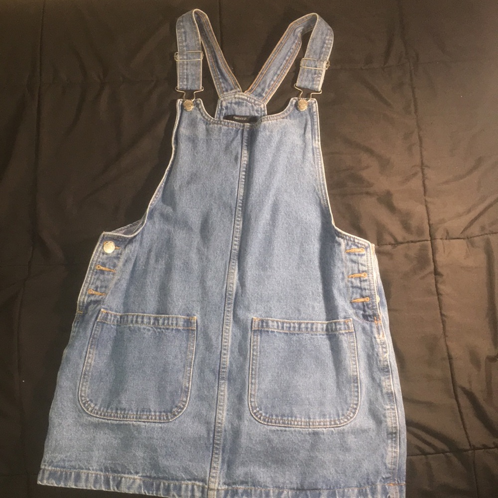 Overall dress